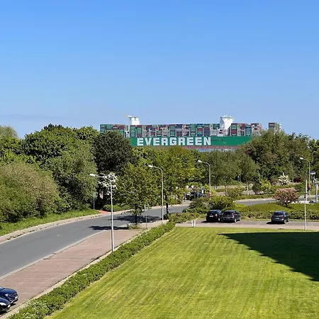 Διαμέρισμα Lord Nelson 320 *